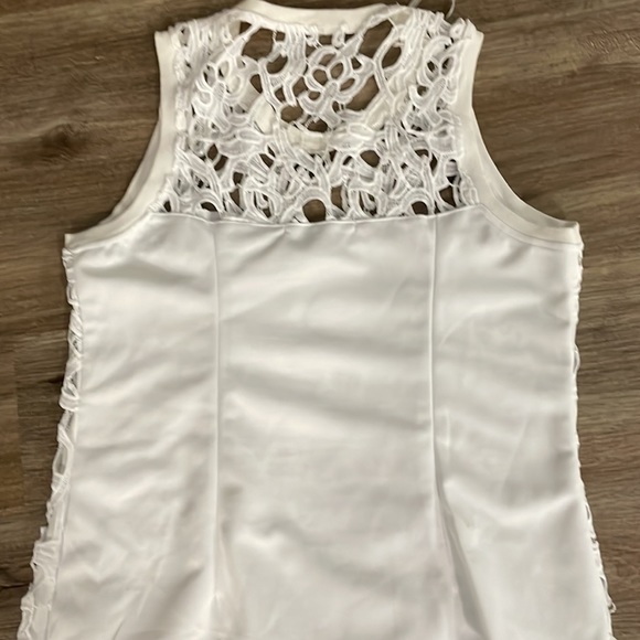 Shirt - Picture 4 of 5